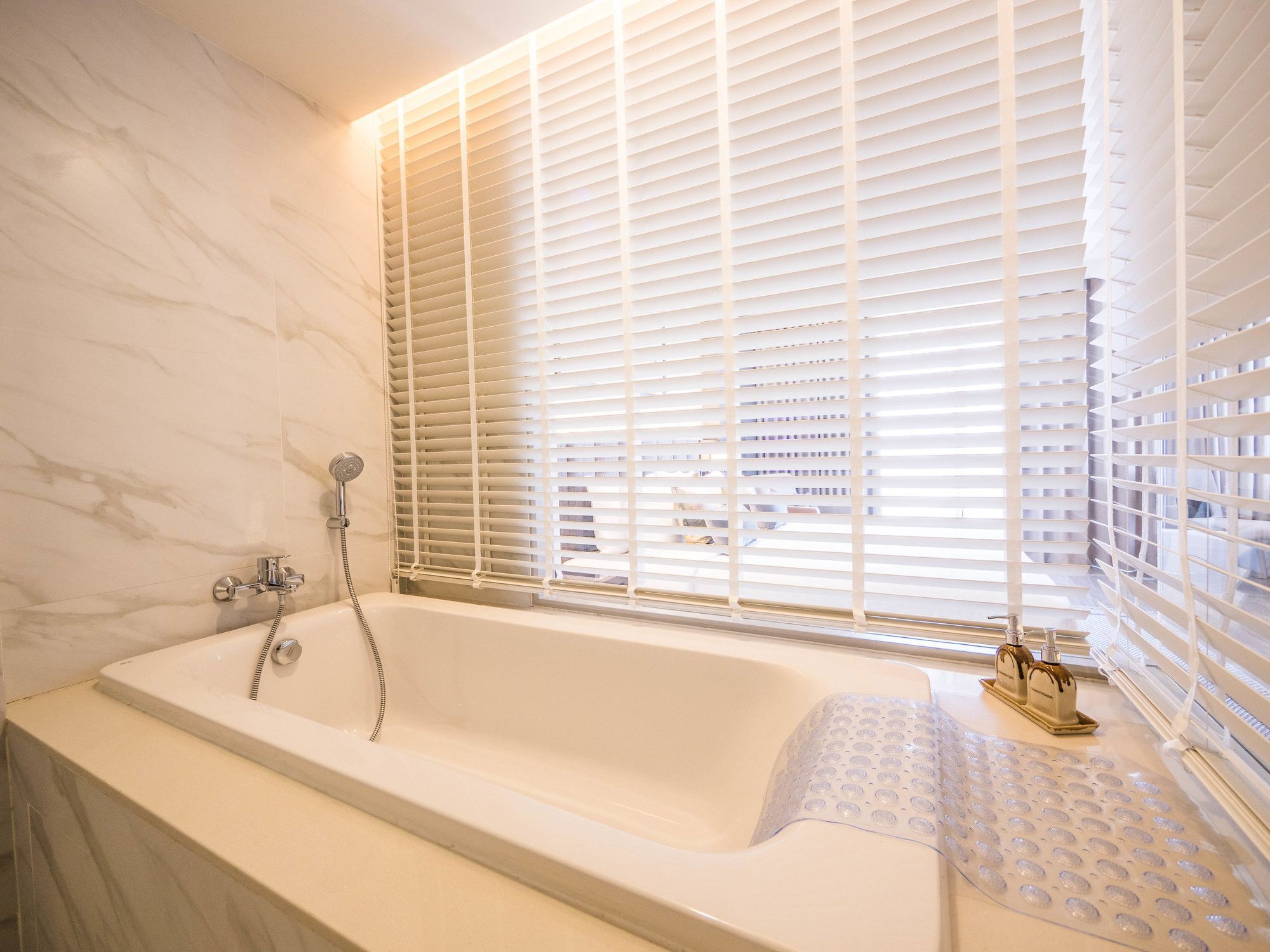 The Park 9 Hotel And Serviced Residence - Suvarnabhumi Банкок Екстериор снимка